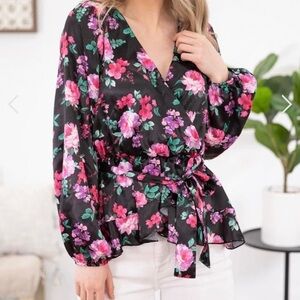 Filly Flair Floral Blouse Size Small